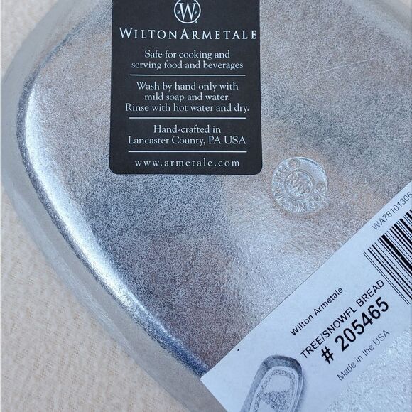 Wilton Armetale Pewter Tree/Snowflake Bread Dish Item #205465 - Picture 15 of 15